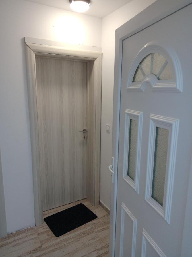 Stan Natasa Apartment Budva